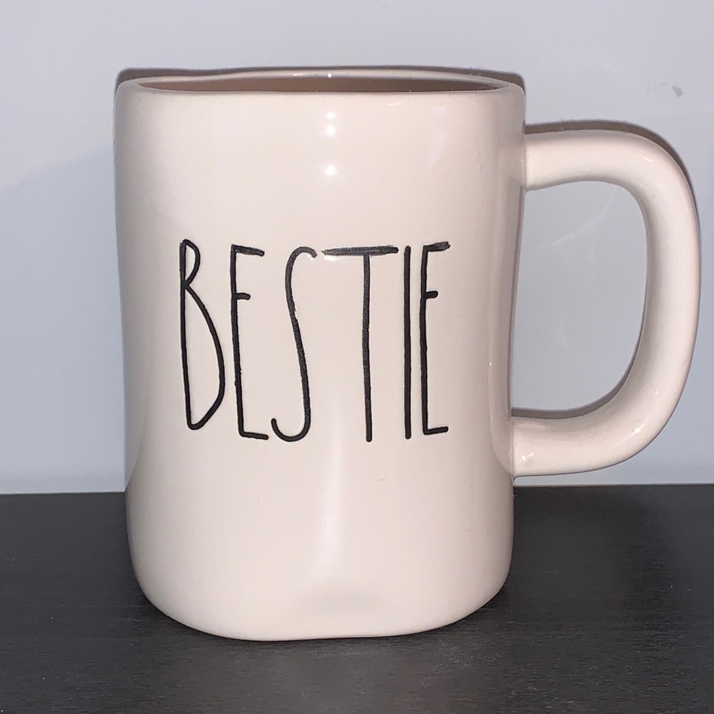 Rae Dunn Bestie Mug